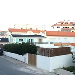Auberge de jeunesse Native Surfhouse