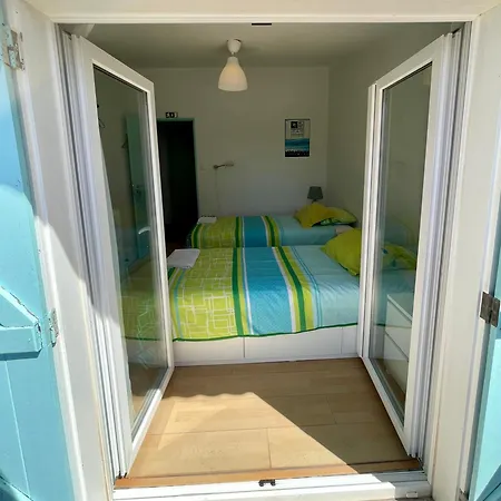 Native Surfhouse Praia da Lourinhã