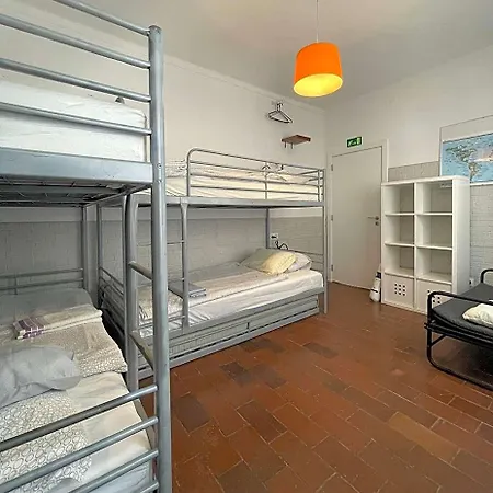 Hostel Native Surfhouse *
