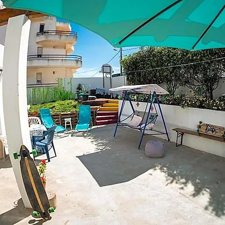 Native Surfhouse Hostel Praia da Lourinhã