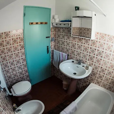 Vandrerhjem Native Surfhouse *