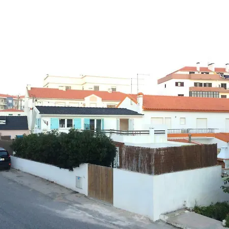 Hostel Native Surfhouse